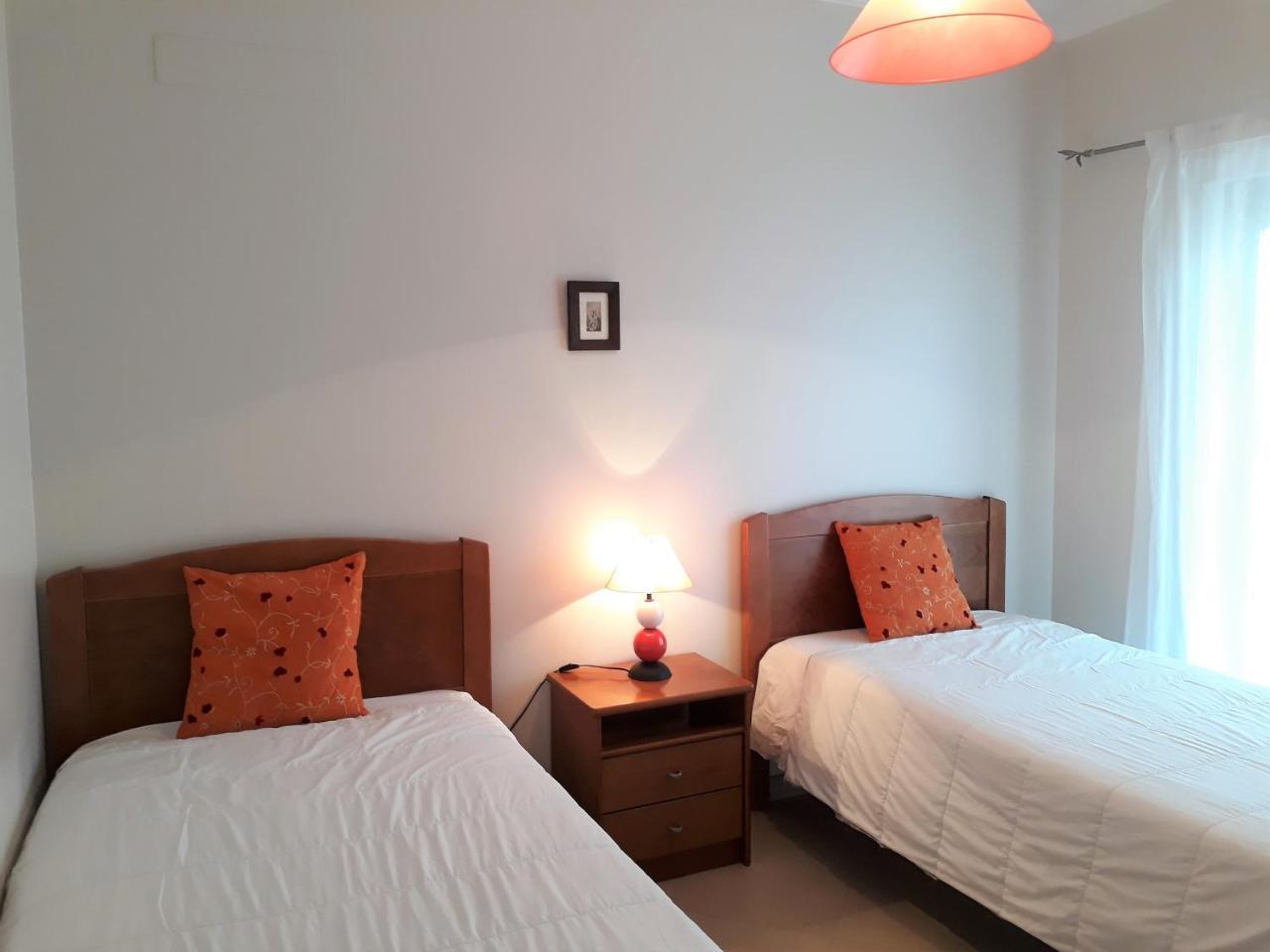 Appartamento T2 Tahiti - Terraco, Familiar, Garagem, Wifi Quarteira Esterno foto