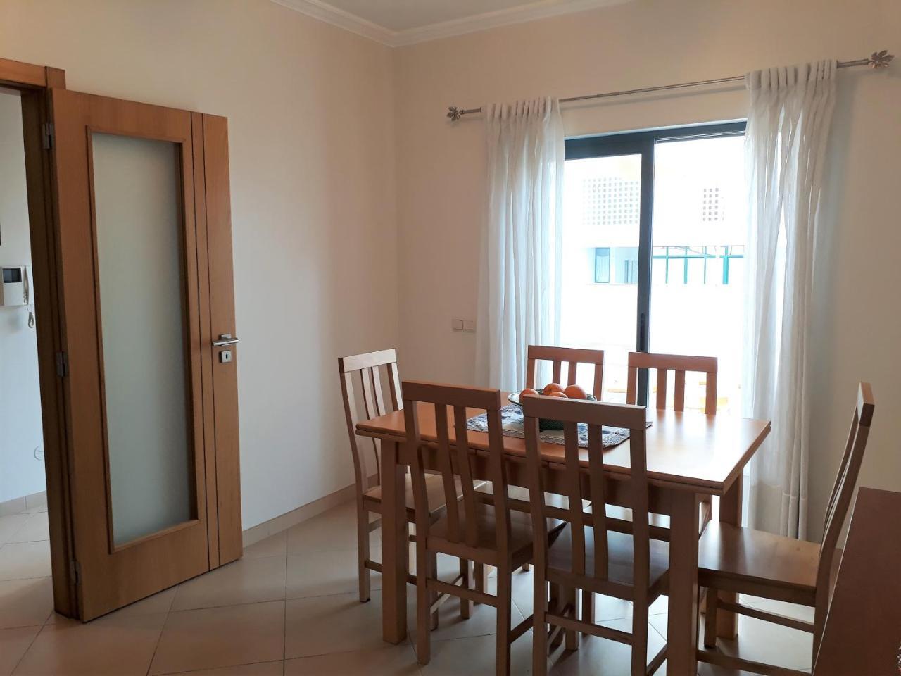 Appartamento T2 Tahiti - Terraco, Familiar, Garagem, Wifi Quarteira Esterno foto