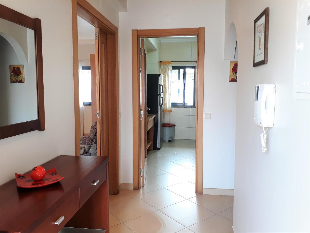 Appartamento T2 Tahiti - Terraco, Familiar, Garagem, Wifi Quarteira Esterno foto