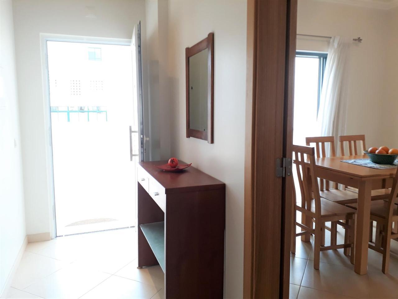 Appartamento T2 Tahiti - Terraco, Familiar, Garagem, Wifi Quarteira Esterno foto