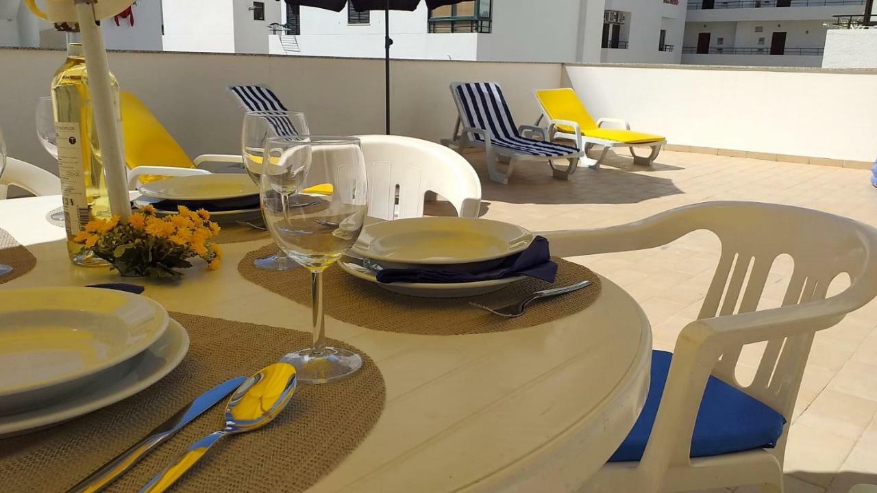 Appartamento T2 Tahiti - Terraco, Familiar, Garagem, Wifi Quarteira Esterno foto